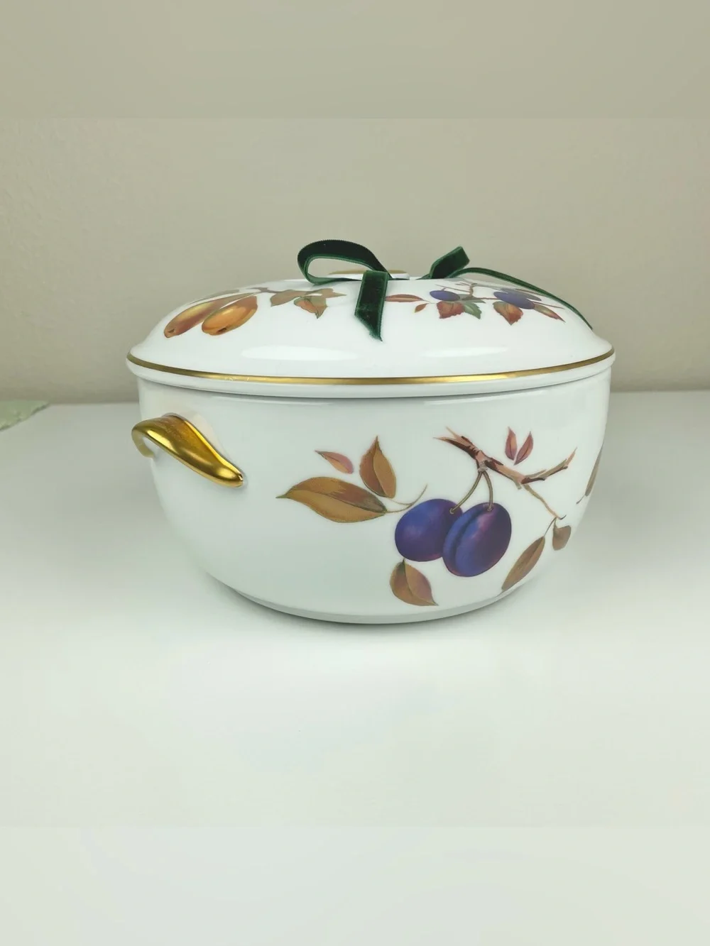 Vintage 1960s royal